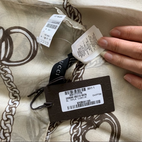 NWT Authentic Gucci Signature Print Lightweight Chiffon Silk Square Scarf Ivory - Picture 6 of 8